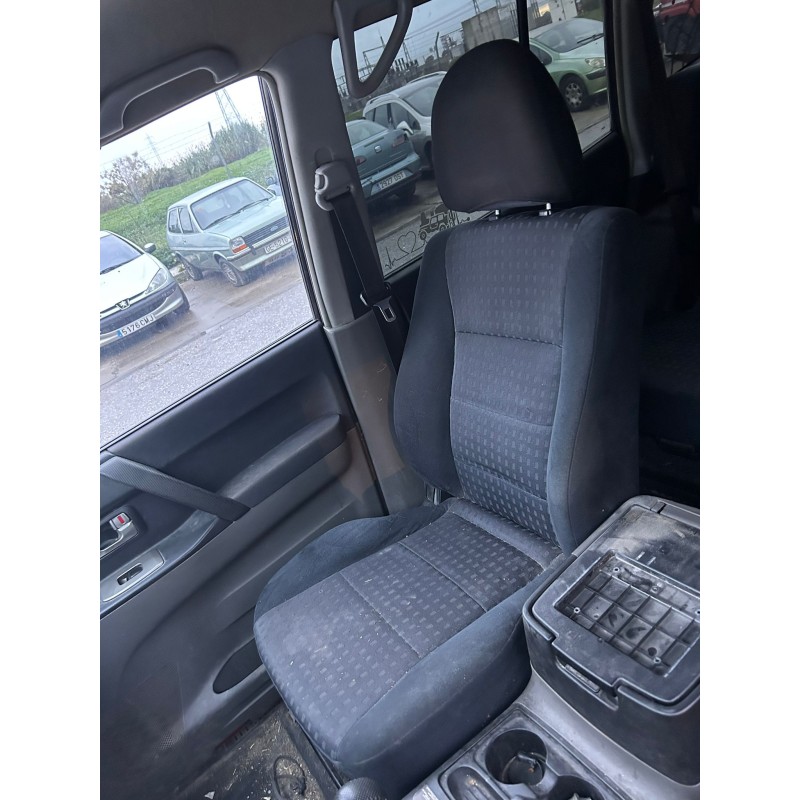 Recambio de asiento delantero derecho para mitsubishi montero (v60/v70) 3.2 di-d gls hunter (5-ptas.) referencia OEM IAM   