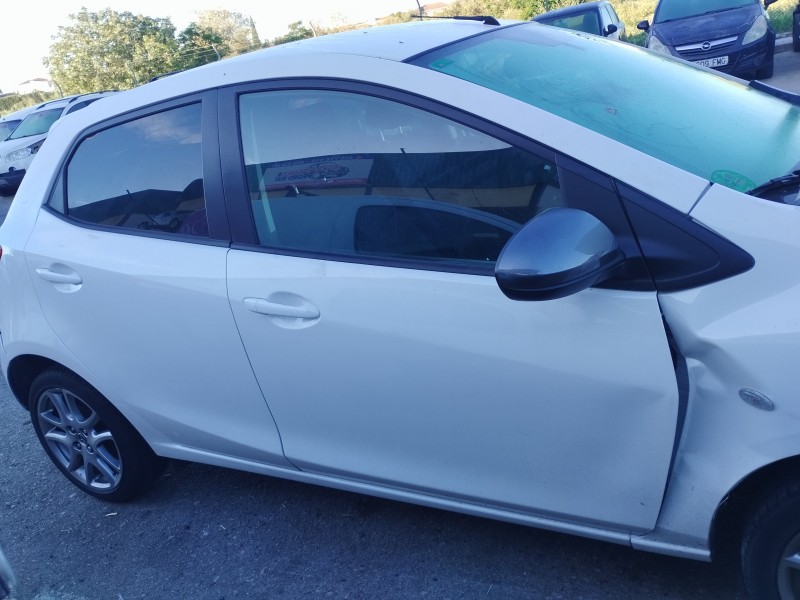 Recambio de puerta delantera derecha para mazda 2 lim. (de) 1.3 active (5-ptas.) (55kw) referencia OEM IAM   
							