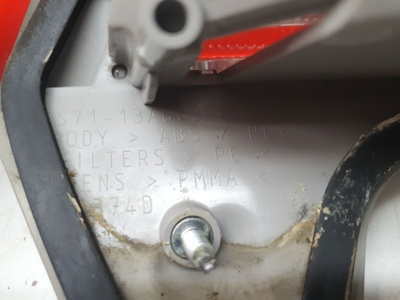 Recambio de piloto trasero izquierdo interior para ford mondeo iv (ba7) 2.0 referencia OEM IAM 7S7113A603A  