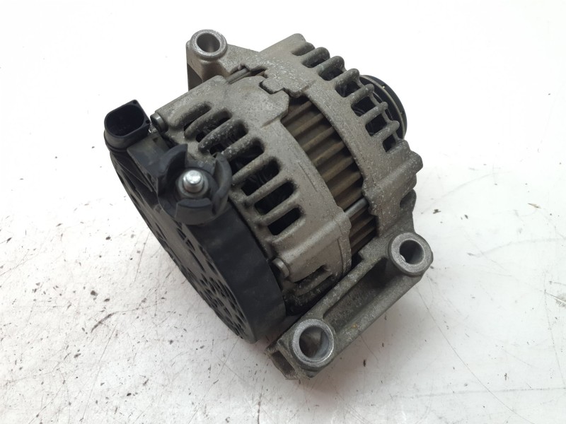 Recambio de alternador para ford mondeo iv (ba7) 2.0 referencia OEM IAM 6G9N10300ABC  