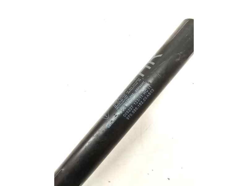 Recambio de retenedor puerta para porsche panamera 4.8 v8 turbo cat referencia OEM IAM 97053615200  