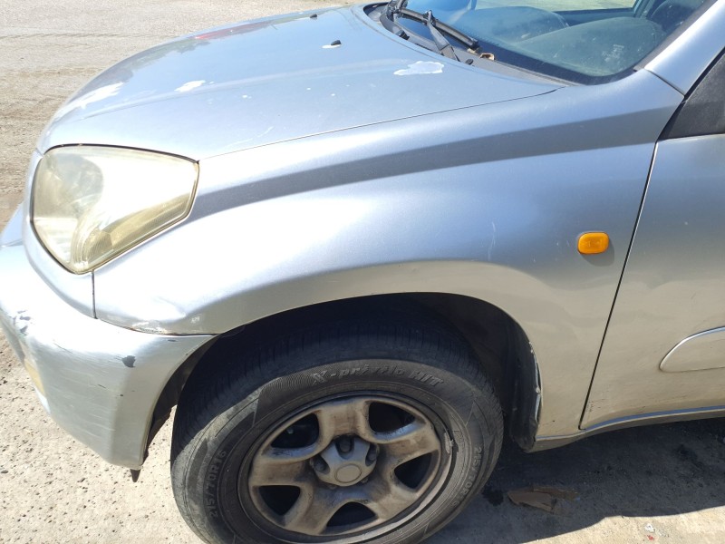 Recambio de aleta delantera izquierda para toyota rav 4 ii (_a2_) 1.8 (zca25_, zca26_) referencia OEM IAM   