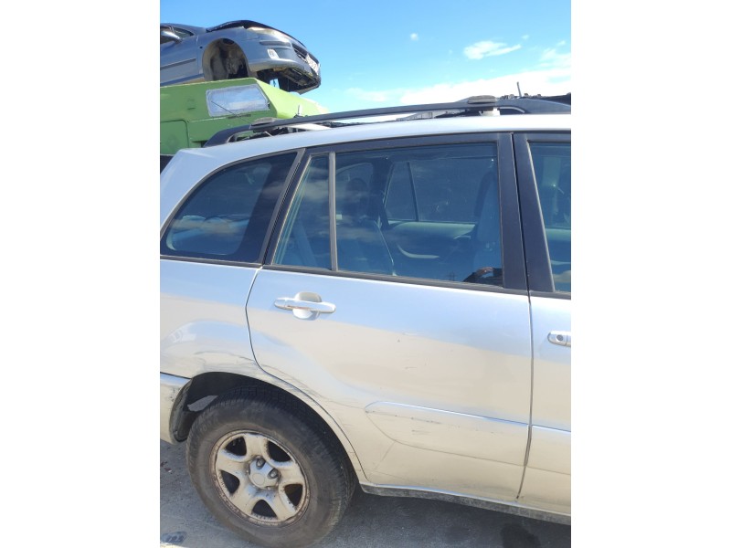 Recambio de puerta trasera derecha para toyota rav 4 ii (_a2_) 1.8 (zca25_, zca26_) referencia OEM IAM   