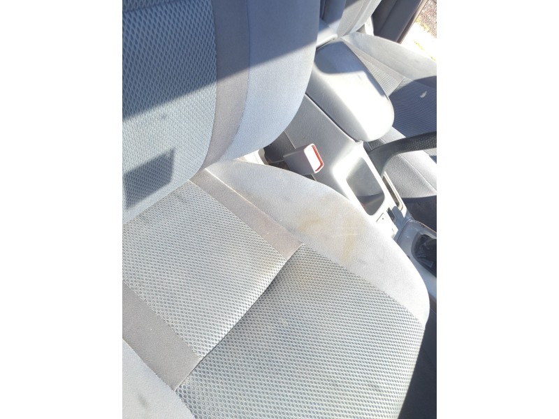 Recambio de asiento delantero derecho para toyota rav 4 ii (_a2_) 1.8 (zca25_, zca26_) referencia OEM IAM   