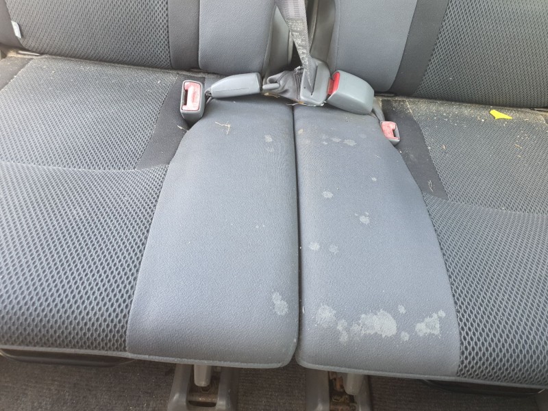 Recambio de asientos traseros para toyota rav 4 ii (_a2_) 1.8 (zca25_, zca26_) referencia OEM IAM   