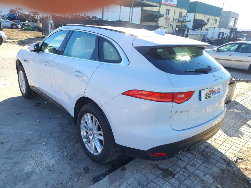 jaguar f-pace (x761) del año 2016