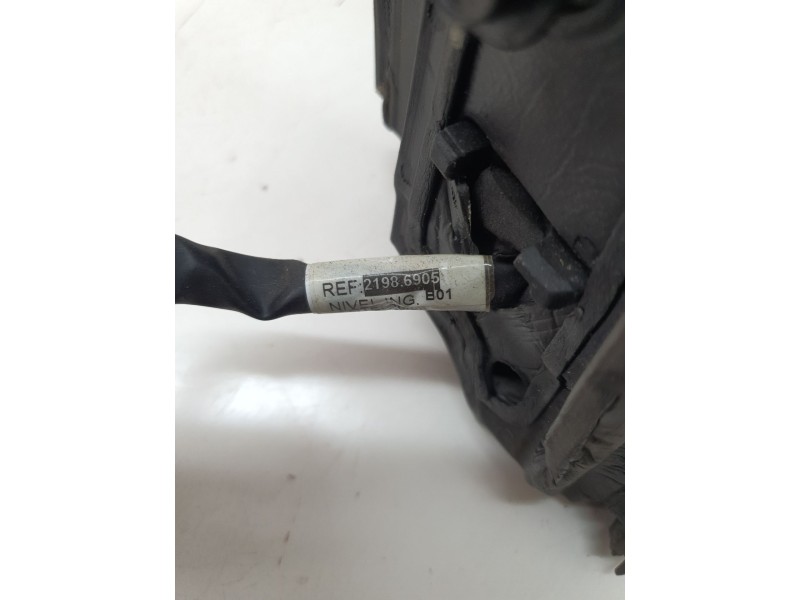 Recambio de retrovisor izquierdo para ford focus berlina (cap) 1.6 16v cat referencia OEM IAM 21986905  