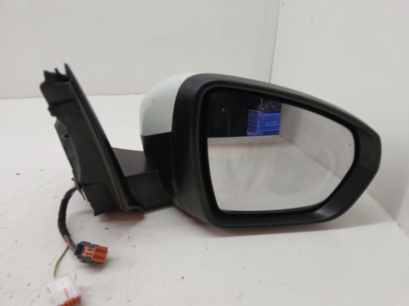 Recambio de retrovisor derecho para peugeot 3008 1.2 12v e-thp referencia OEM IAM   