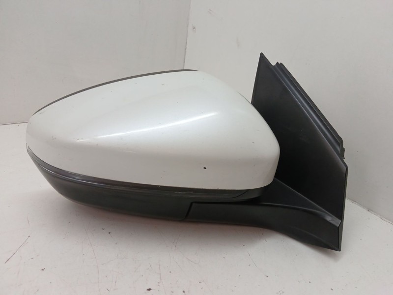 Recambio de retrovisor derecho para peugeot 3008 1.2 12v e-thp referencia OEM IAM   
