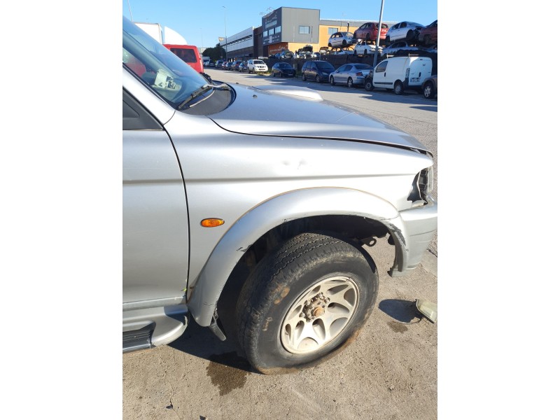 Recambio de aleta delantera derecha para mitsubishi montero sport i (k7_, k9_) 2.5 td (k94w) referencia OEM IAM   
							