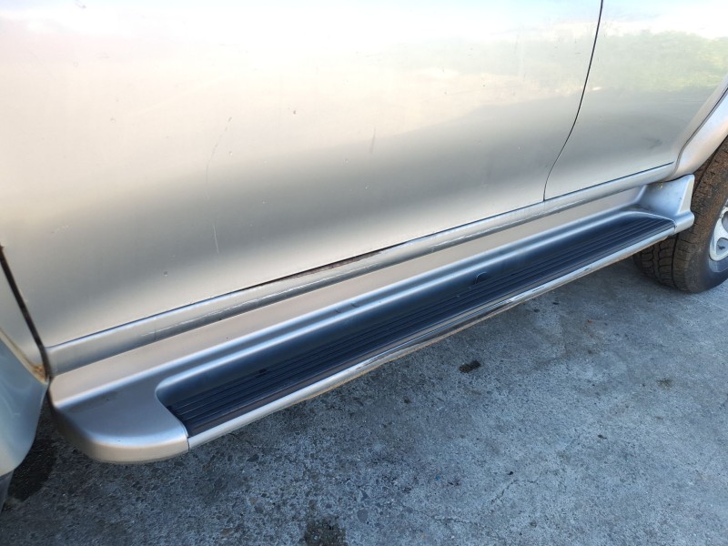 Recambio de estribo para mitsubishi montero sport i (k7_, k9_) 2.5 td (k94w) referencia OEM IAM   