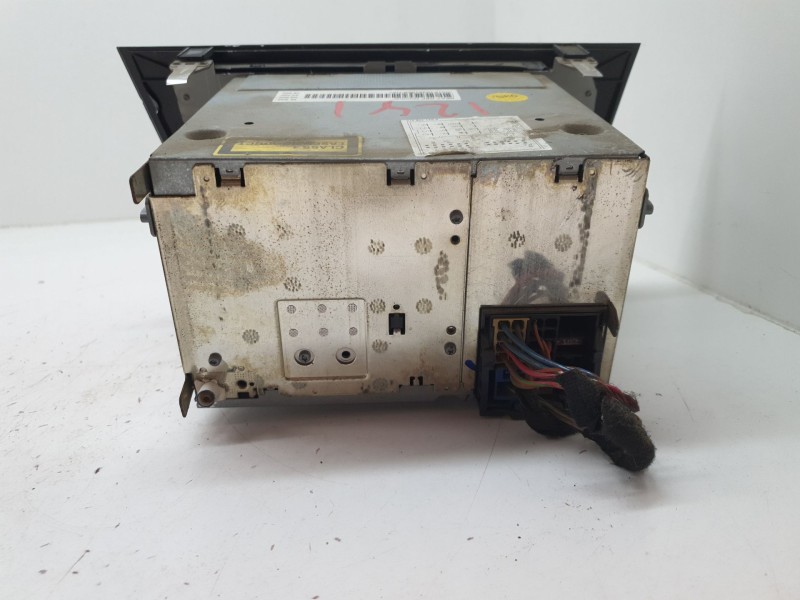 Recambio de sistema audio / radio cd para seat leon (1p1) 1.9 tdi referencia OEM IAM 1P1035186B  