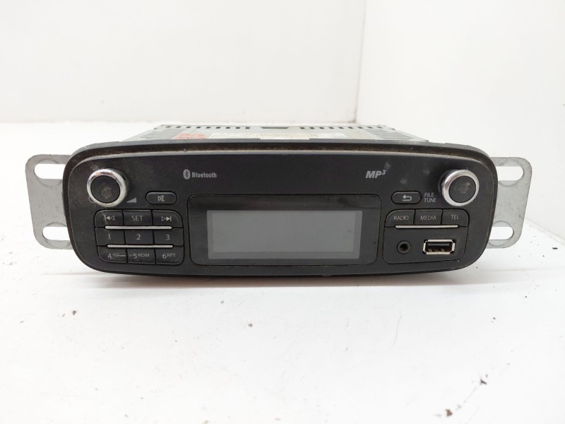 Recambio de sistema audio / radio cd para renault clio iv expression referencia OEM IAM   