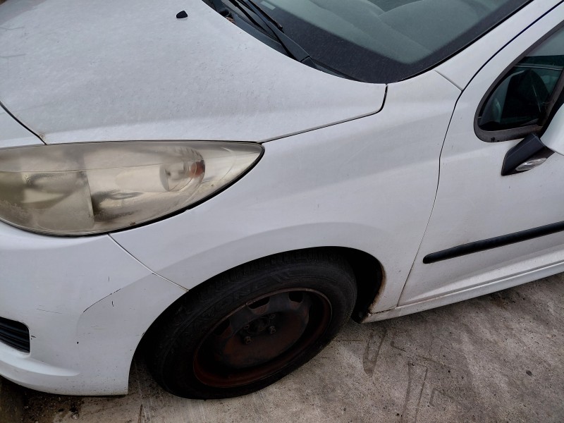 Recambio de aleta delantera izquierda para peugeot 207/207+ (wa_, wc_) 1.4 hdi referencia OEM IAM   