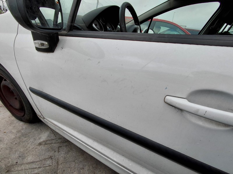 Recambio de puerta delantera izquierda para peugeot 207/207+ (wa_, wc_) 1.4 hdi referencia OEM IAM   