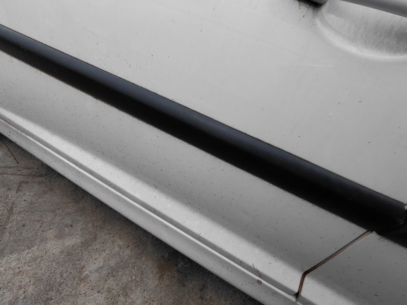 Recambio de puerta delantera izquierda para peugeot 207/207+ (wa_, wc_) 1.4 hdi referencia OEM IAM   