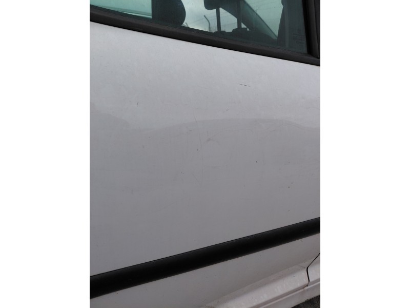 Recambio de puerta trasera derecha para peugeot 207/207+ (wa_, wc_) 1.4 hdi referencia OEM IAM   