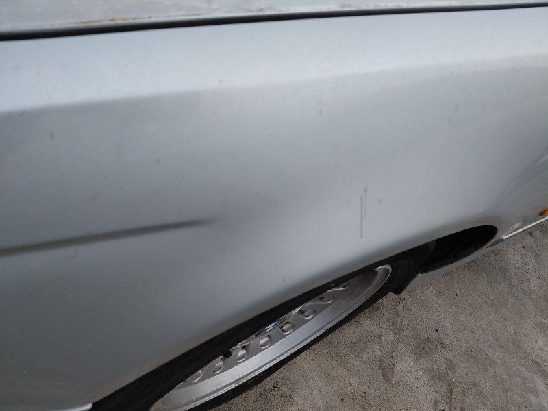 Recambio de aleta delantera izquierda para bmw 5 (e39) 530 d referencia OEM IAM   