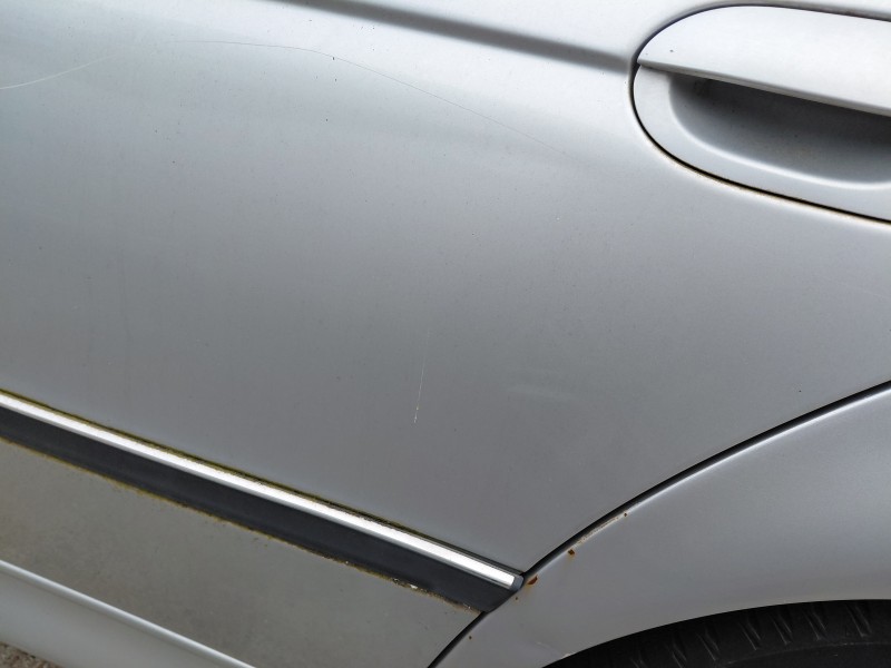 Recambio de puerta trasera izquierda para bmw 5 (e39) 530 d referencia OEM IAM   