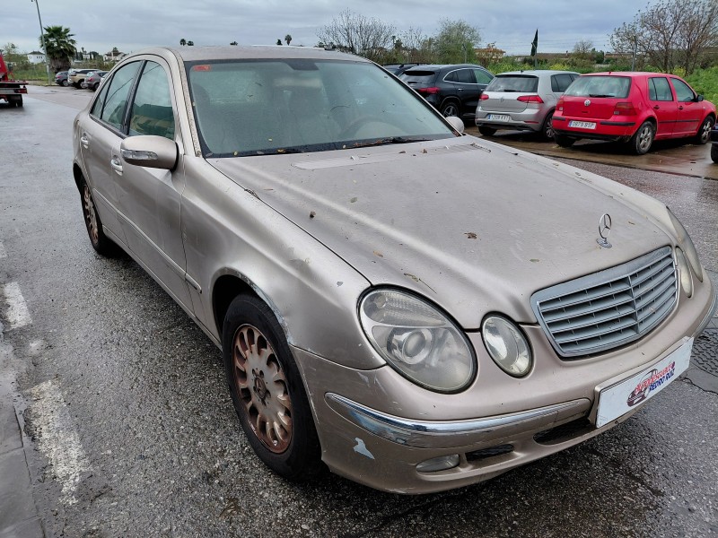 mercedes-benz clase e (w211) del año 2004
