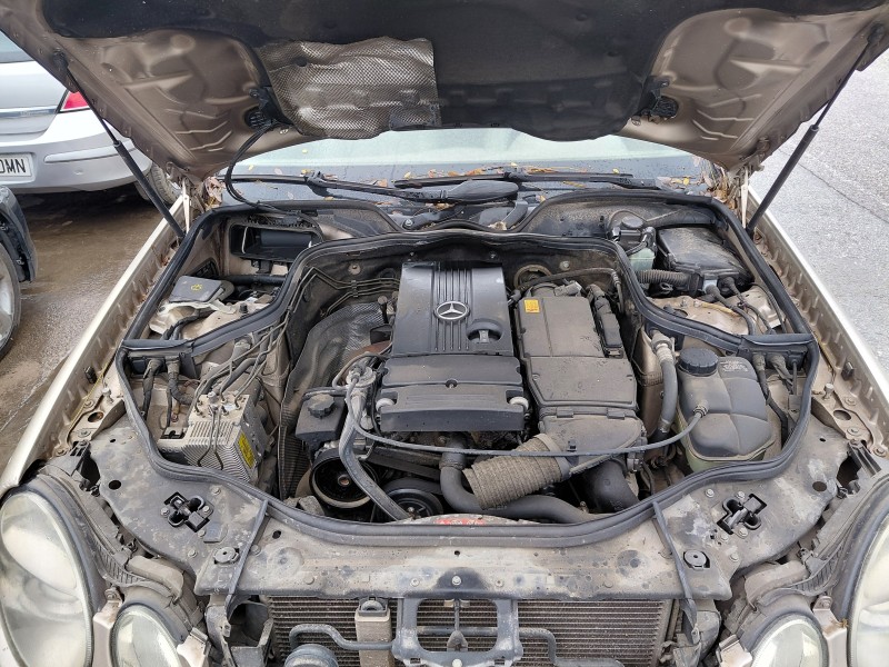 mercedes-benz clase e (w211) del año 2004