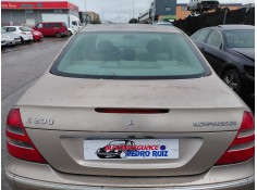 Recambio de porton trasero para mercedes-benz clase e (w211) e 200 kompressor (211.042) referencia OEM IAM   