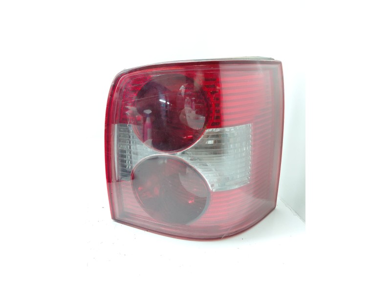 Recambio de piloto trasero derecho para volkswagen passat b5.5 variant (3b6) 1.9 tdi referencia OEM IAM 11A209B  