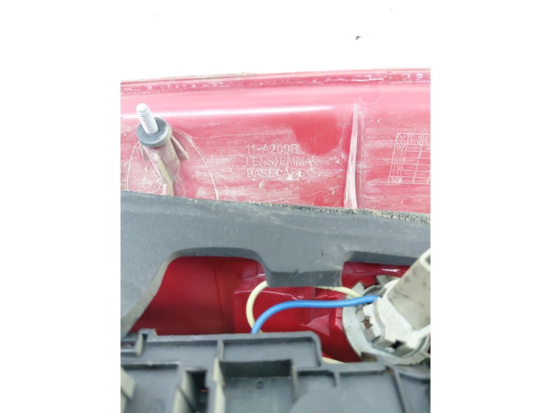 Recambio de piloto trasero derecho para volkswagen passat b5.5 variant (3b6) 1.9 tdi referencia OEM IAM 11A209B  