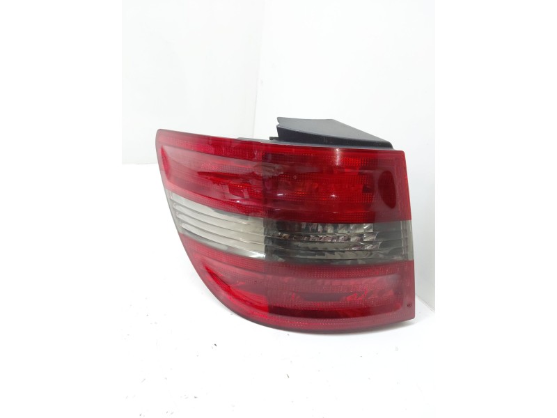 Recambio de piloto trasero izquierdo para mercedes-benz clase b (w245) 200 cdi (245.208) referencia OEM IAM A1698202564  