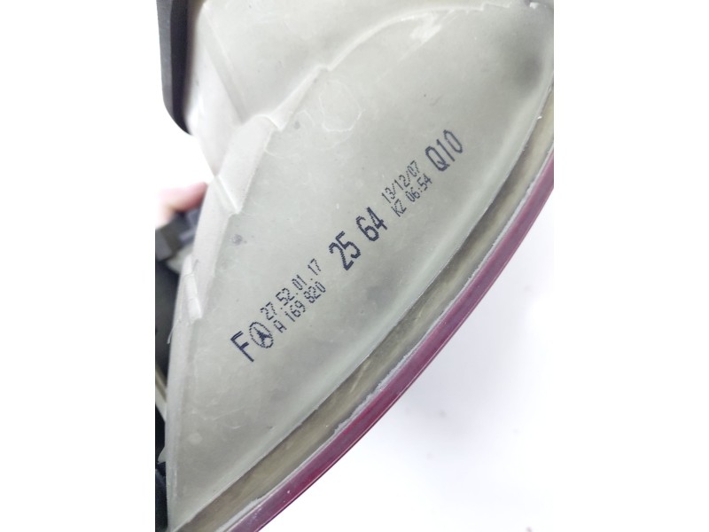 Recambio de piloto trasero izquierdo para mercedes-benz clase b (w245) 200 cdi (245.208) referencia OEM IAM A1698202564  