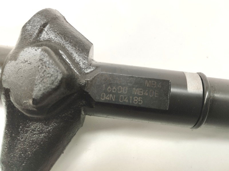Recambio de inyector para nissan cabstar 09.06 2.5 diesel referencia OEM IAM 16600MB40E  