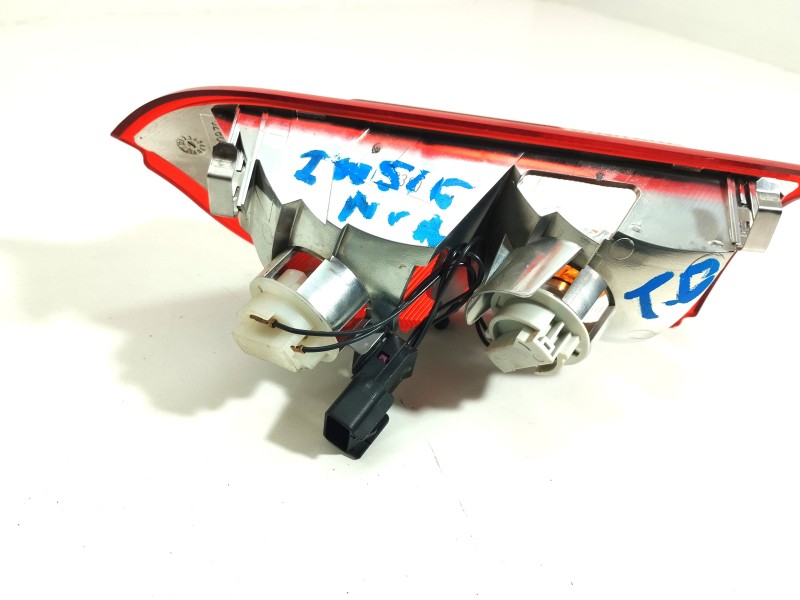 Recambio de piloto trasero derecho interior para opel insignia sports tourer selective referencia OEM IAM 22950970  
							
