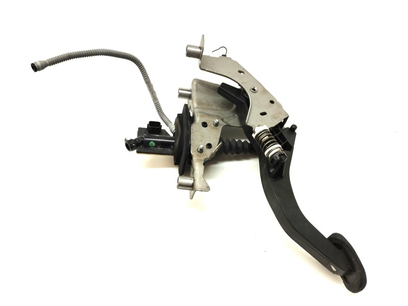 Recambio de pedal embrague para renault talisman grandtour 1.7 blue dci diesel fap referencia OEM IAM 465038211R  