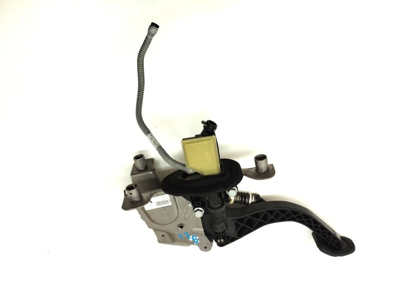 Recambio de pedal embrague para renault talisman grandtour 1.7 blue dci diesel fap referencia OEM IAM 465038211R  
							