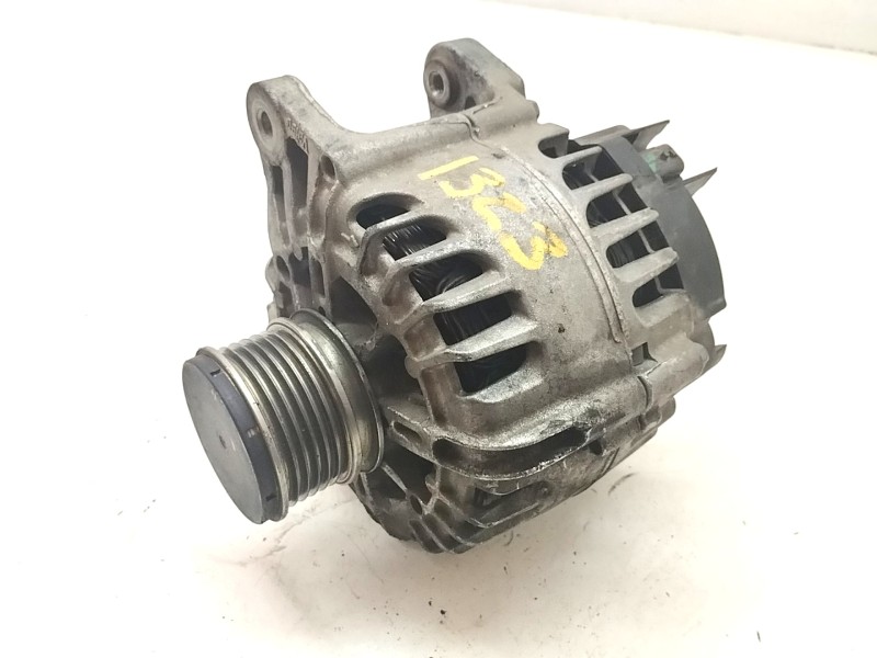 Recambio de alternador para renault clio iv 1.5 dci diesel fap referencia OEM IAM 231007865RA  
							