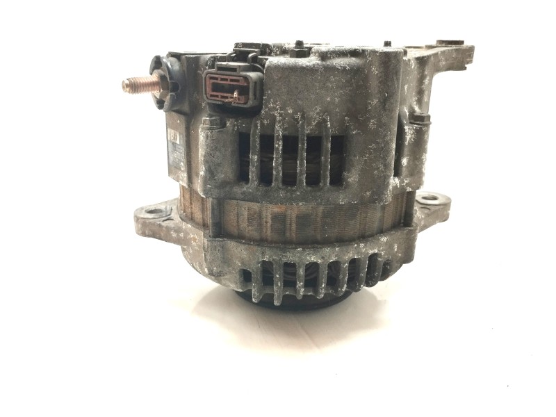 Recambio de alternador para nissan almera tino (v10m) 2.2 dci diesel cat referencia OEM IAM 23100BN300  