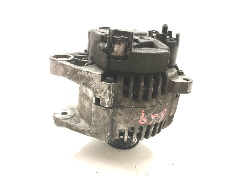 Recambio de alternador para renault megane ii familiar 1.9 dci diesel fap referencia OEM IAM 8200410681B  