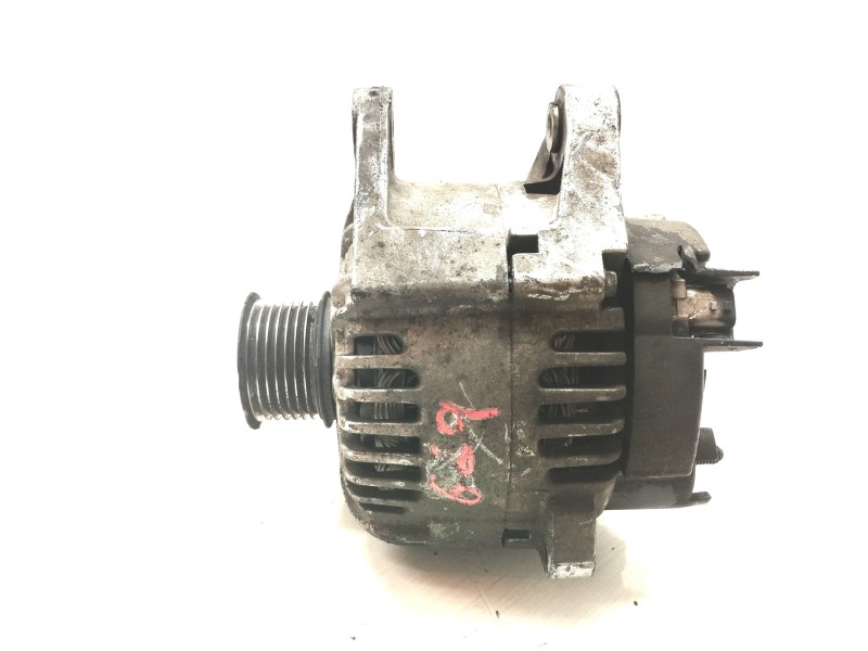 Recambio de alternador para renault megane ii familiar 1.9 dci diesel fap referencia OEM IAM 8200410681B  