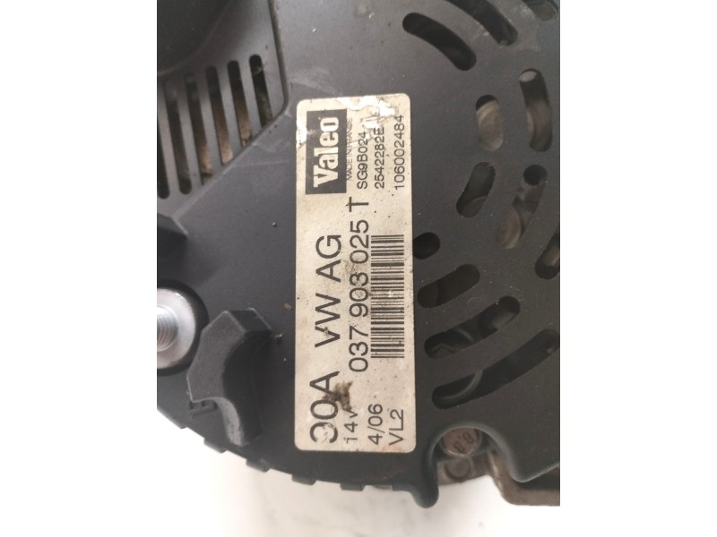 Recambio de alternador para volkswagen polo (6c1) advance bluemotion referencia OEM IAM 037903025T  