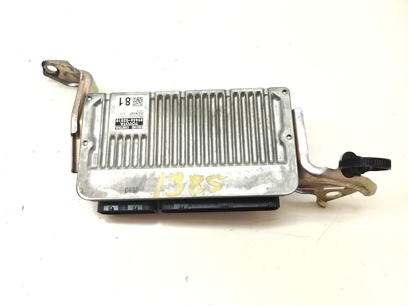 Recambio de centralita motor uce para toyota auris hybrid business referencia OEM IAM 8966602810  