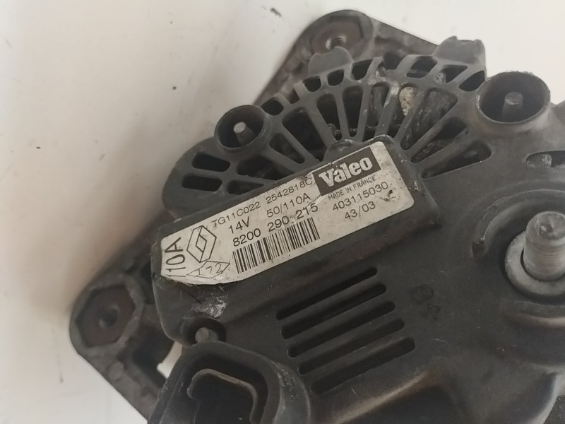 Recambio de alternador para renault megane ii classic berlina confort dynamique referencia OEM IAM 7711497095  
