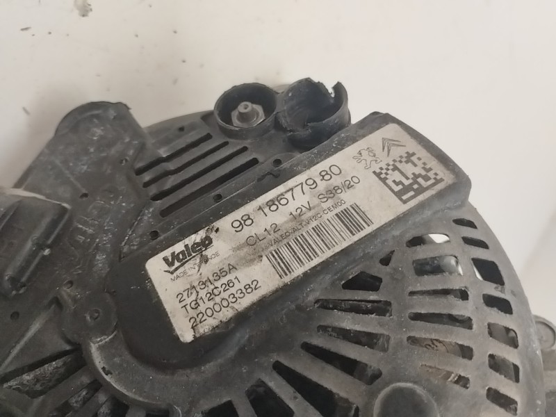 Recambio de alternador para citroën c4 picasso 1.2 12v e-thp / puretech referencia OEM IAM 9818677980  
