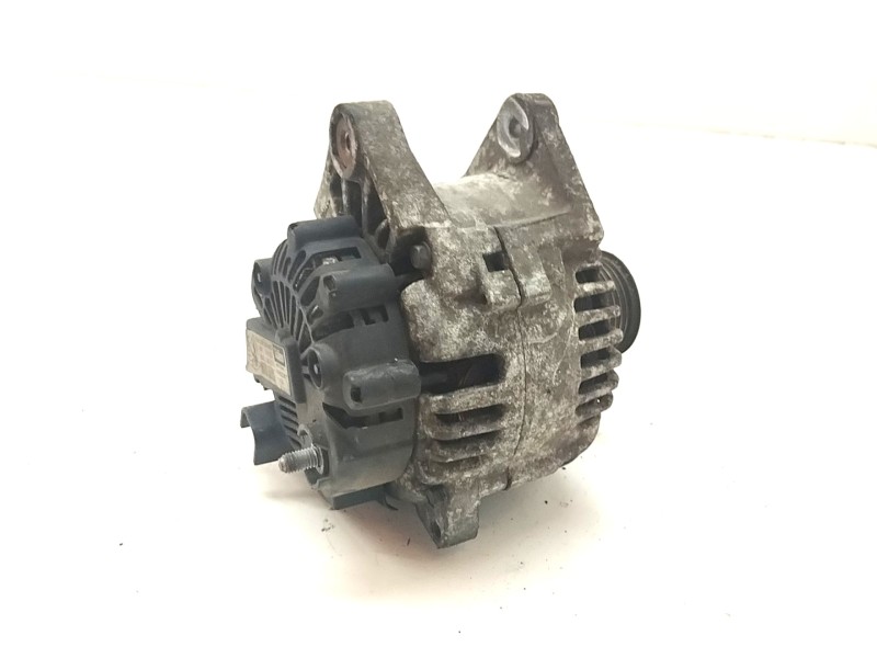 Recambio de alternador para renault scenic ii 1.9 dci diesel referencia OEM IAM 8200290215  