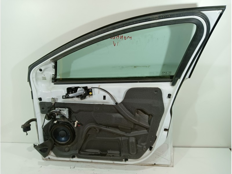 Recambio de puerta delantera derecha para ford mondeo ber. (ca2) 2.0 tdci cat referencia OEM IAM   
							