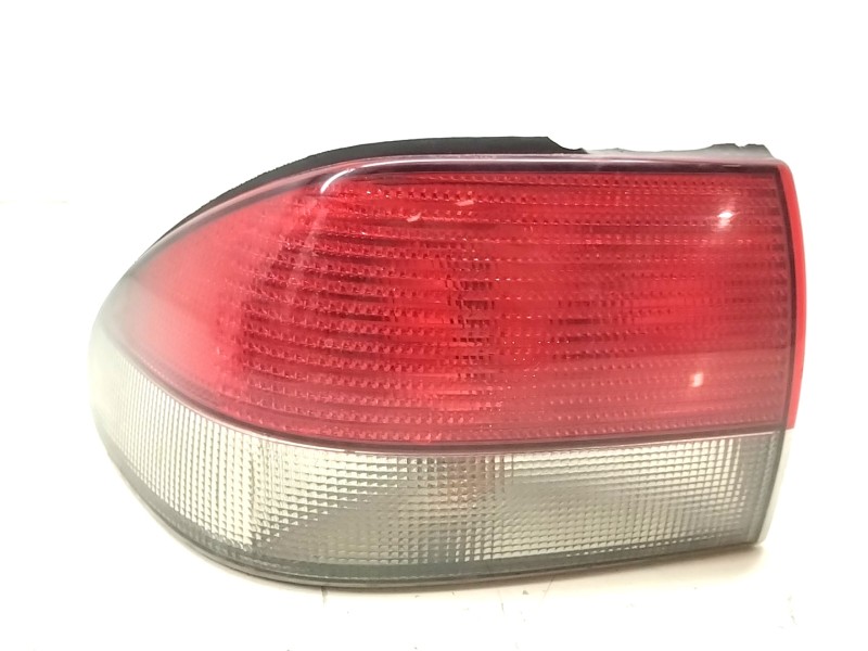 Recambio de piloto trasero izquierdo para saab 9-3 coupé 2.0 s turbo referencia OEM IAM 4831079  