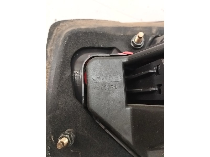 Recambio de piloto trasero izquierdo para saab 9-3 coupé 2.0 s turbo referencia OEM IAM 4831079  