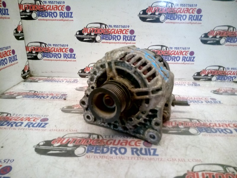 Recambio de alternador para volkswagen polo berlina (6n2) 1.4 referencia OEM IAM 037903025M  
							
