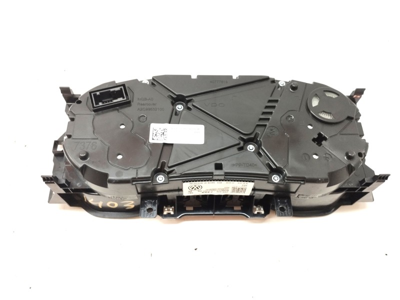 Recambio de cuadro instrumentos para volkswagen polo 1.0 tsi referencia OEM IAM 2G0920740A  