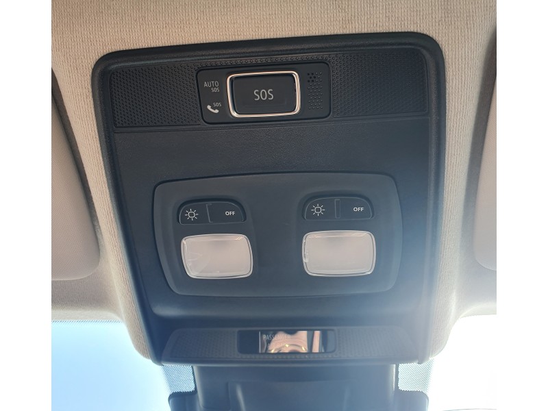 Recambio de luz interior para renault clio v referencia OEM IAM   
							