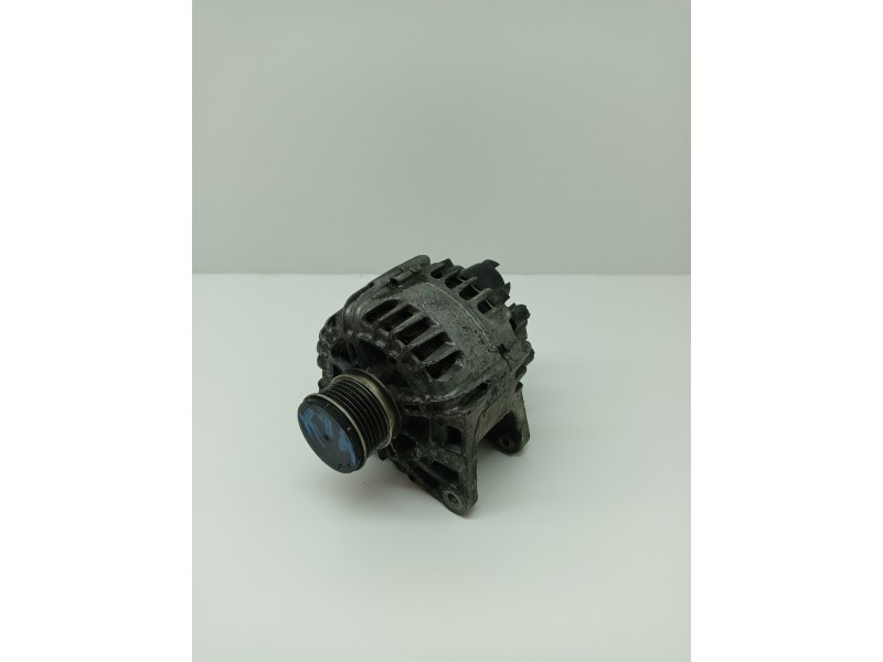 Recambio de alternador para renault clio iv expression referencia OEM IAM 231007865RA  
							